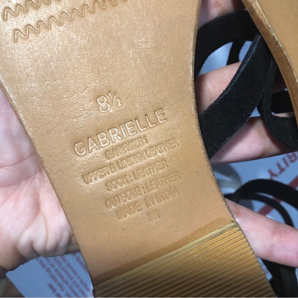 Steve Madden Gabrielle Grecian Ankle Wrap Suade Sandal - Picture 4 of 6